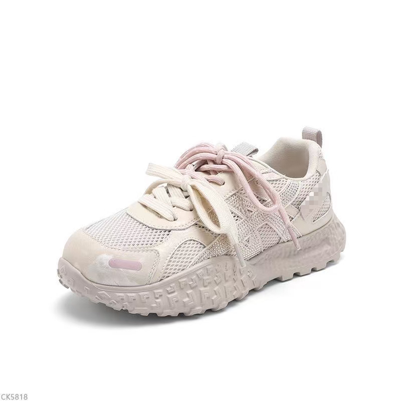 Zapatos de entrenamiento transpirables de malla explosiva de verano de 2026 nuevos zapatos de mujer con suela gruesa aumentada zapatos deportivos casuales