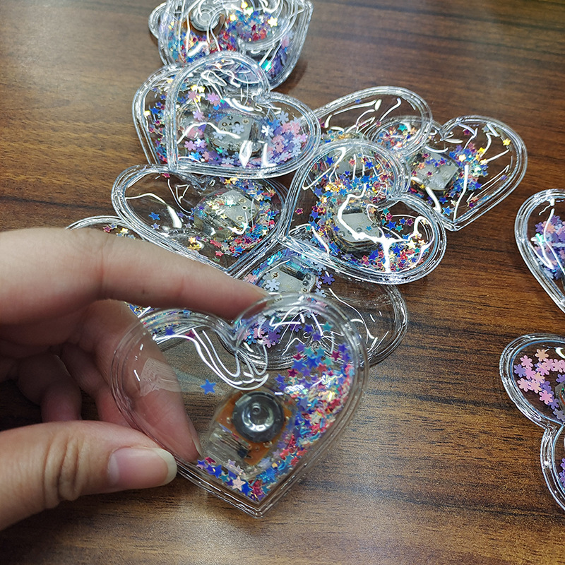 幻彩带灯爱心亮片标