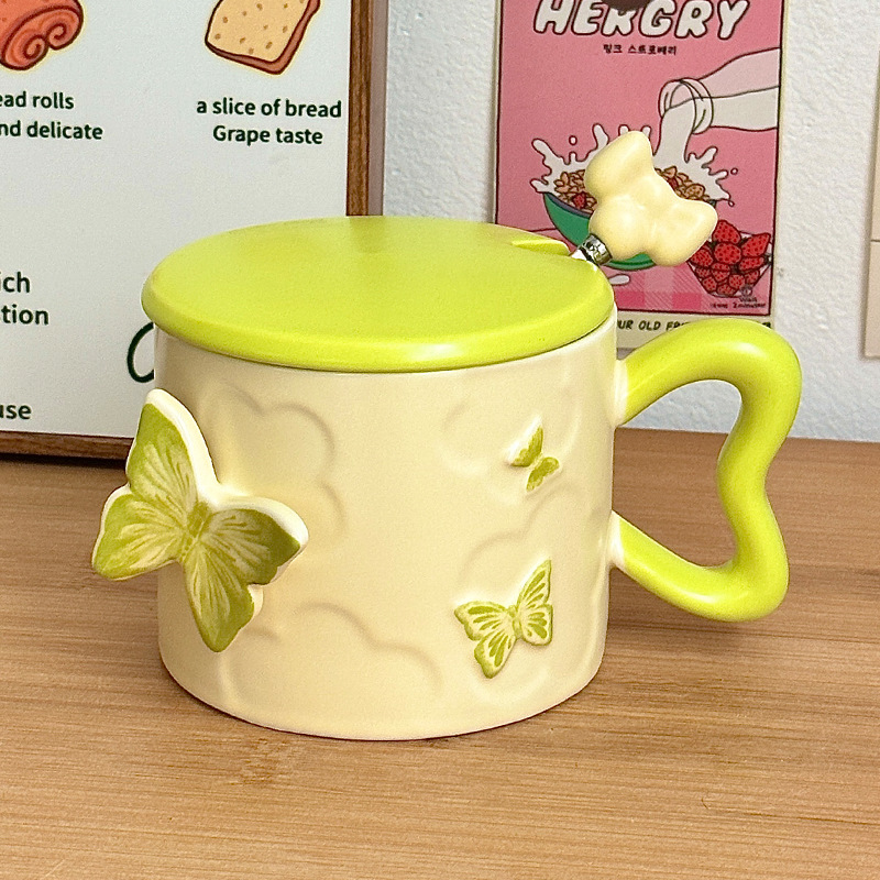 Taza niña Taza de mariposa de alto valor Taza de cerámica con tapa Cuchara Regalo de cumpleaños Taza para beber Hogar