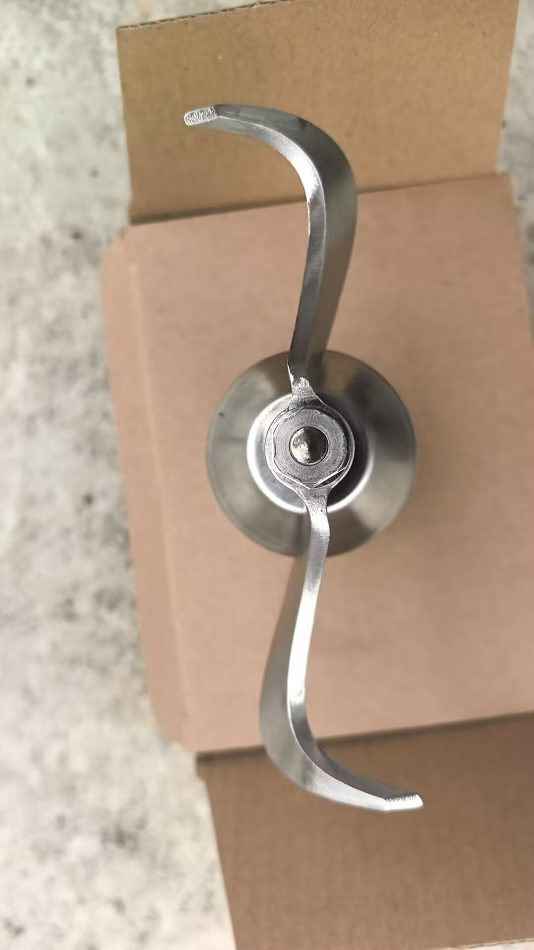 5D5BFF236F1B61C018A84E22884BA9