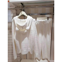 かわいいアニメの帽子の半分のベルベットのパジャマの女性とベルベットの厚い冬のベルベットのニットの家の服の大きなセット