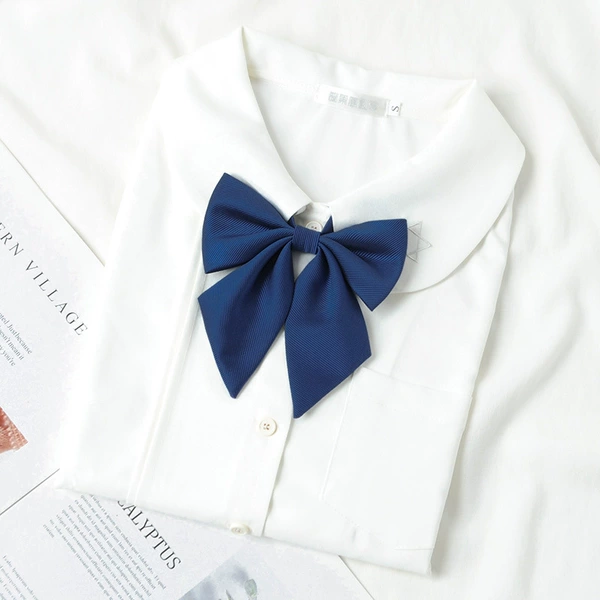 Dark blue bow tie