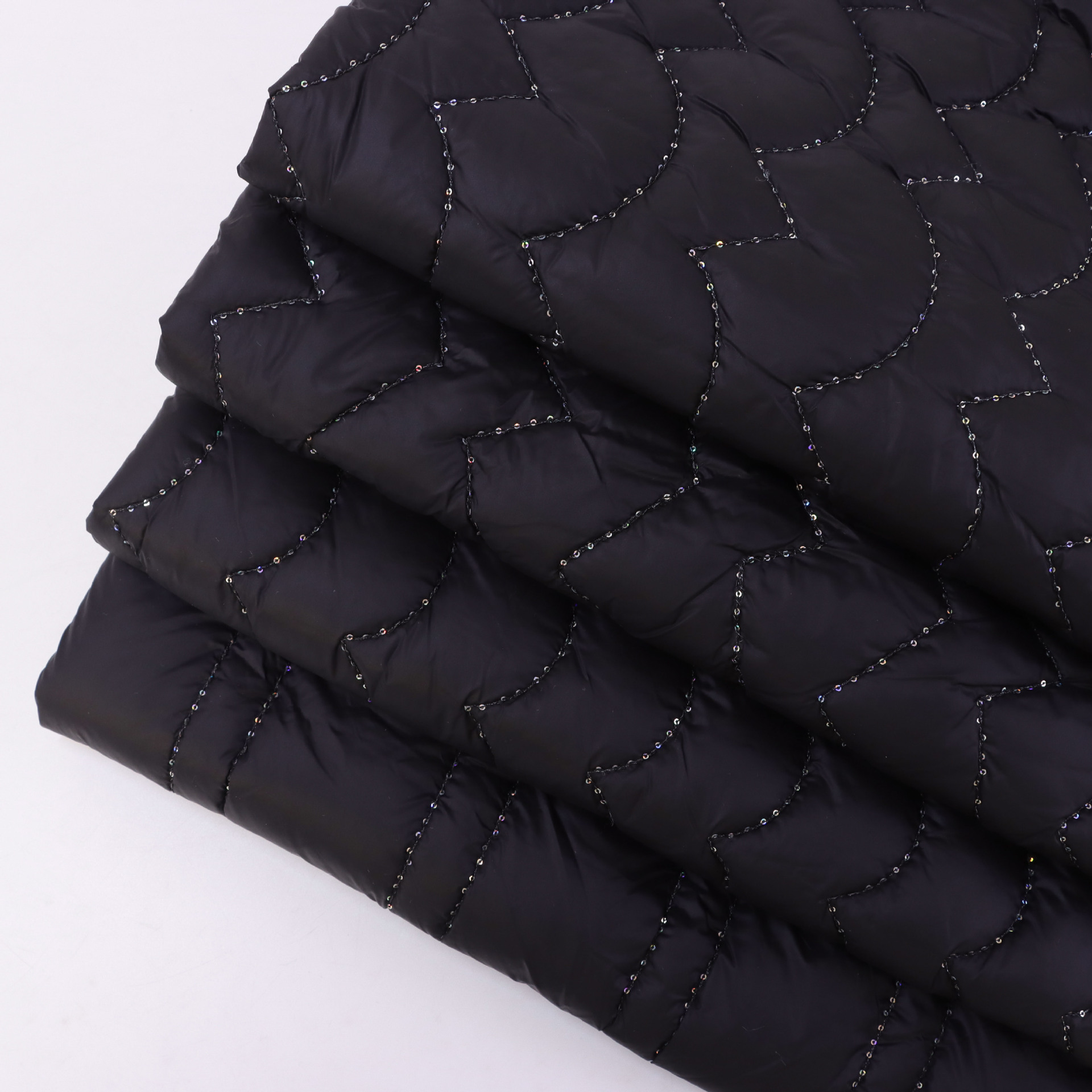 亮片刺绣面料绗绣棉衣服装箱包衍缝布料童装面料批发