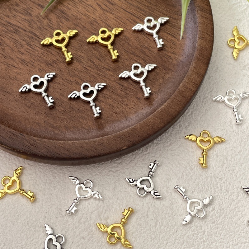 Alloy Cut Out Heart Wings Key Retro Pendant Pendant DIY Bracelet Necklace Braided Rope Beaded Jewelry Accessories Alloy Cut Out Heart Wings Key Retro Pendant Pendant DIY Bracelet Necklace Braided Rope Beaded Jewelry Accessories