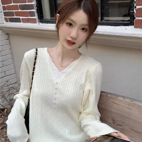 设计感纽扣v领假两件纯欲针织衫女春秋ins宽松慵懒风别致打底毛衣|undefined
