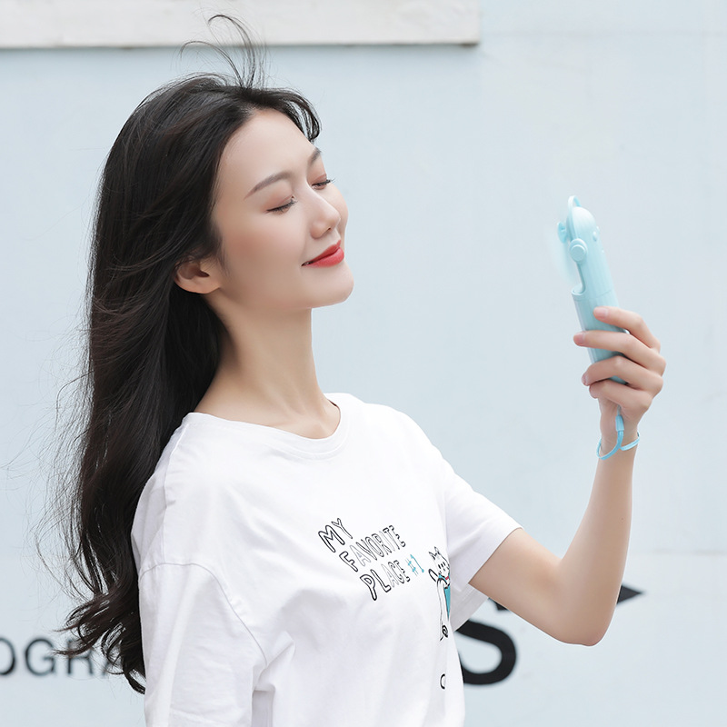 여름 새로운 다기능 급수계 팬 USB 충전은 편리한 야외 휴대용 급수계 팬을 저장할 수 있습니다