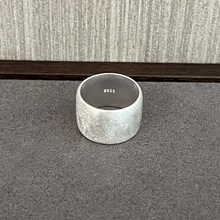 日本小众设计925纯银宽版素面中性戒指手工拉丝纹时尚百搭配饰女