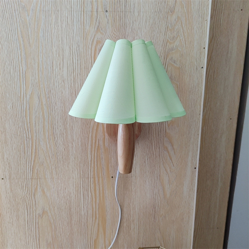 INS estilo pastoral Retro Vintage plisado pétalo tela lámpara de pared de madera estilo pastoral dormitorio lámpara de entrada