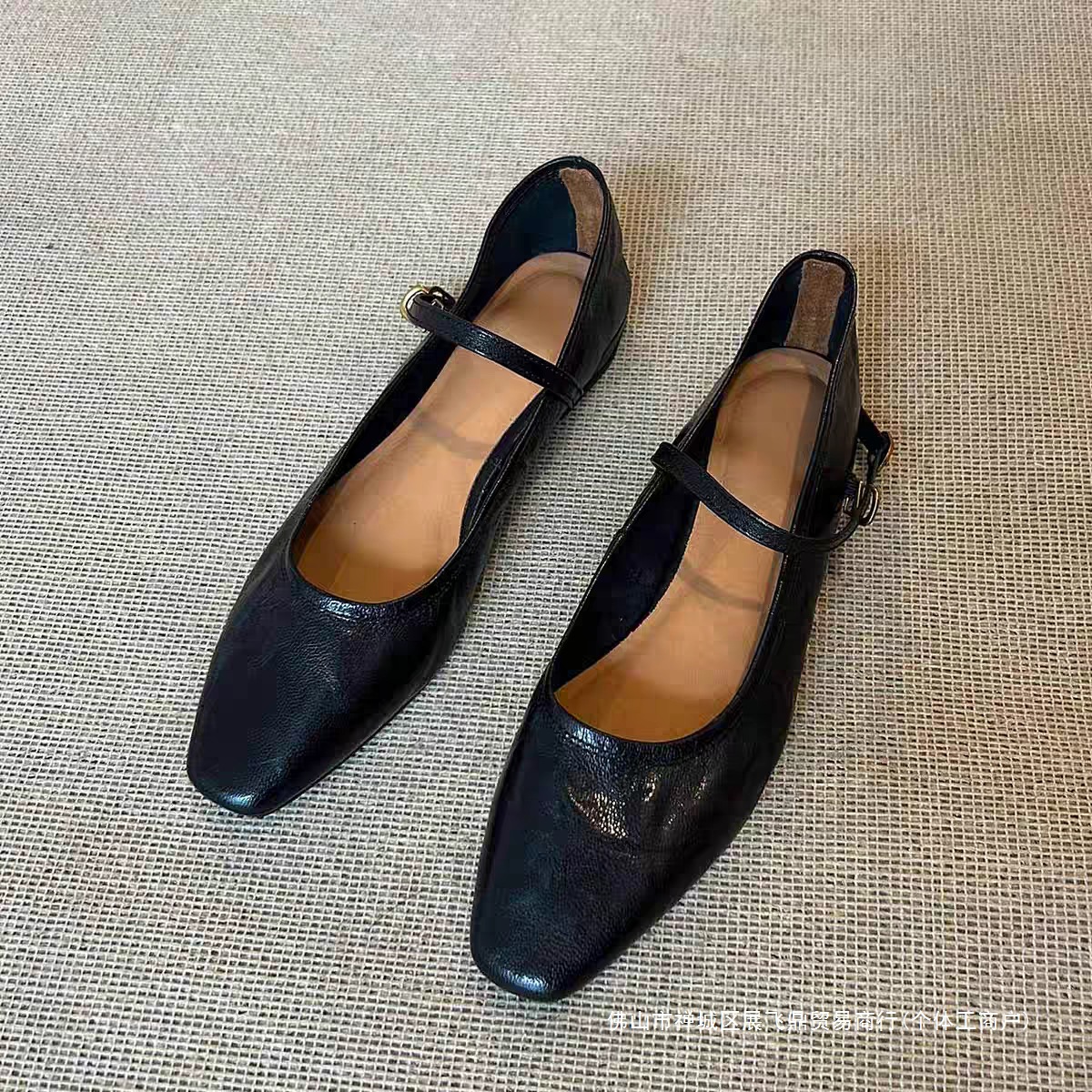 Retro Mary Jane shoes made of sheepskin leather square toe low-cut…