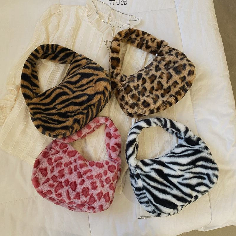 Плюшевые сумки женские осенние и зимние новые модные сети