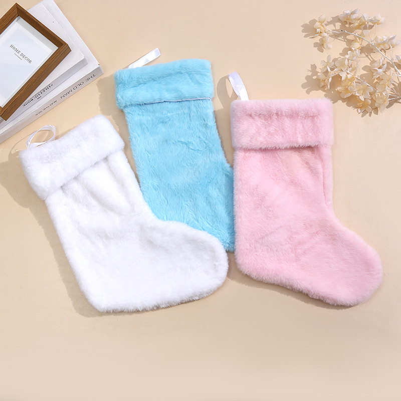 Cross-border soft skin-friendly plush Christmas socks white blue powder fresh color matching wishing socks fluffy comfortable warm socks in stock