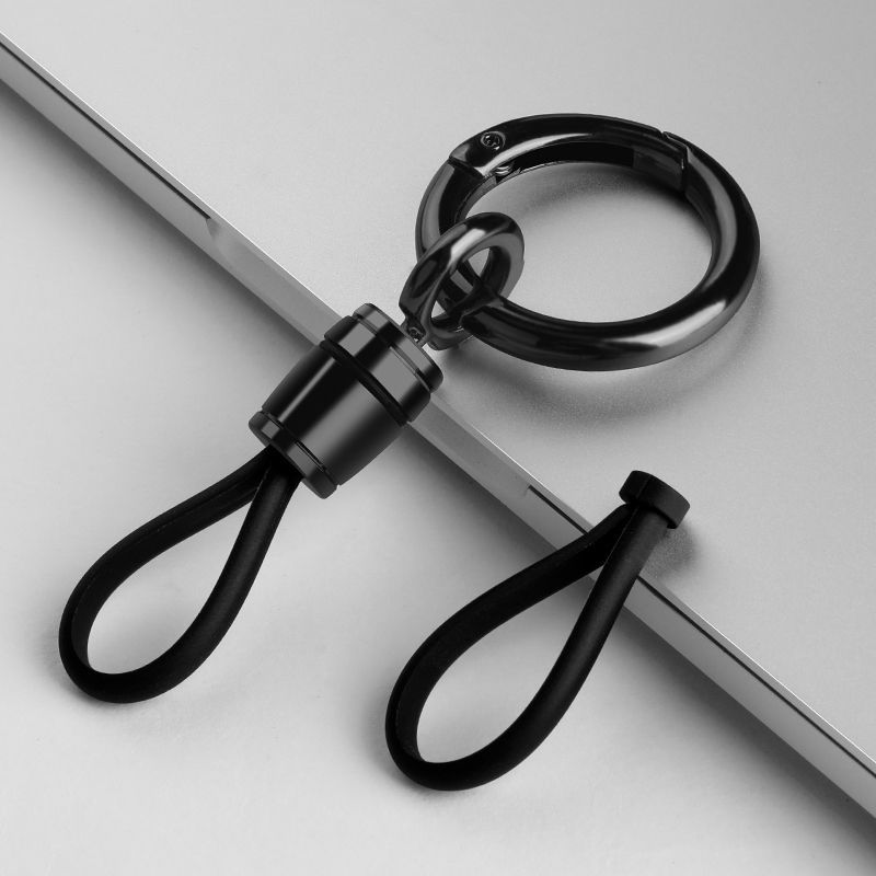 Llavero de los Hombres Nuevo llavero de coche metal 2023 simple llavero adornos de alta gama anti-perdido cuerda de cuero Doble