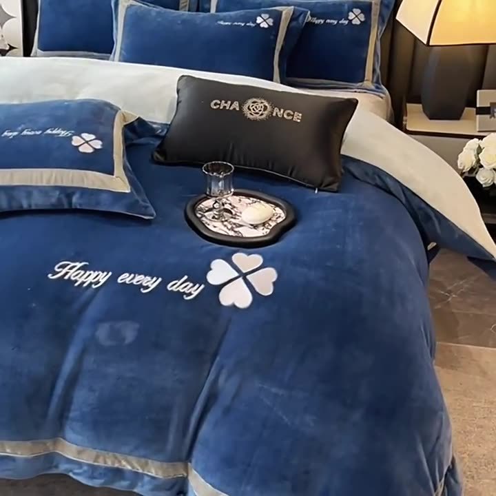 Solid Color Embroidered Milk Velvet Four-Piece Set of Flannel Baby Velvet Bed Sheetss Double-Sided Fleece-Lined Quilt Cover Autumn and Winter Thickeneded Bedding
