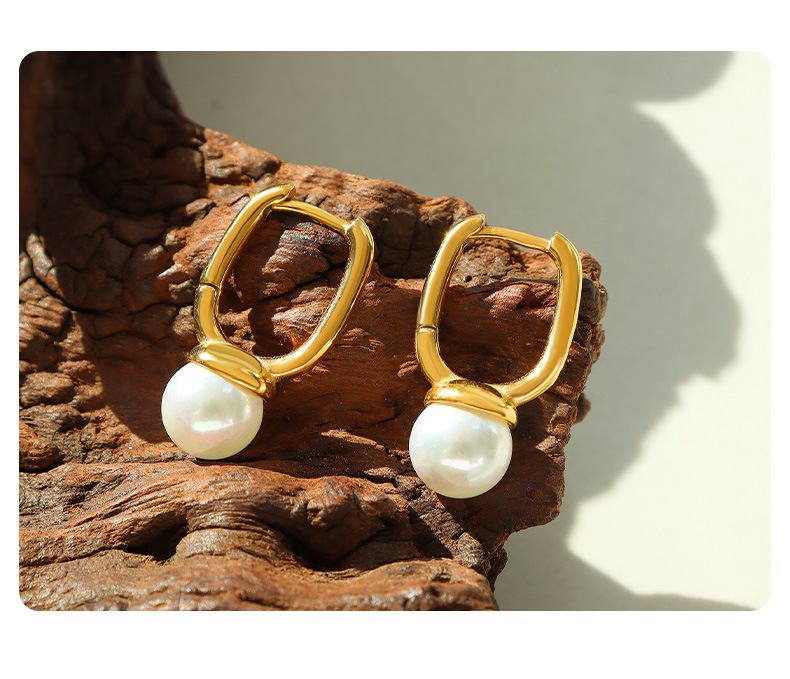 Retro Geometric Titanium Steel Plating Artificial Pearls Earrings 1 Pair