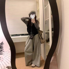 2025秋季新款套装女韩系复古挂脖开衫显瘦叠穿长袖高腰休闲工装裤