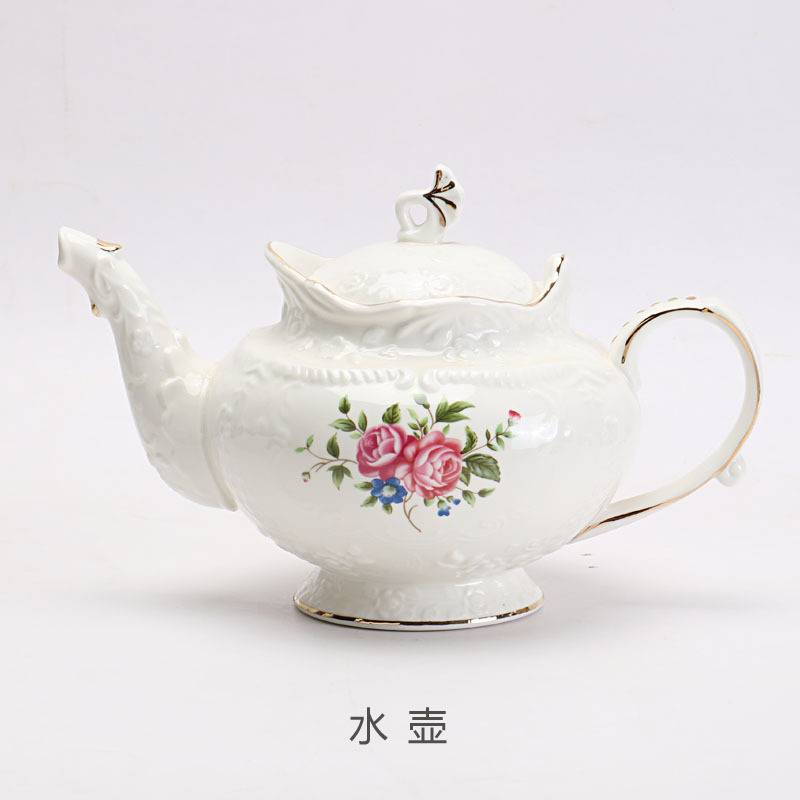 French Retro Phnom Penh Color crema Té de la tarde fresco Taza de café Plato Taza de té con leche de boca grande Tetera Juego de caja de regalo