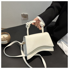 复古韩版洋气手提包2024新款沙漏包流时尚简约气质单肩斜挎小方包
