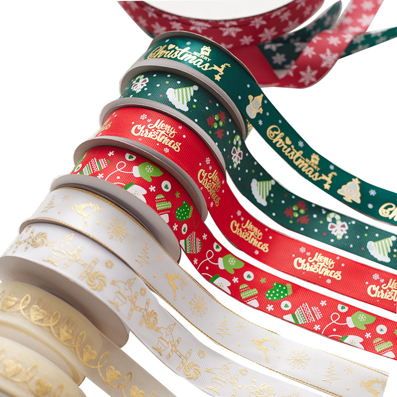 Decoraciones navideñas transfronterizas de madera rojo y verde estampado cinta de tejido de nieve transparente props de diseño de escena DIY arco