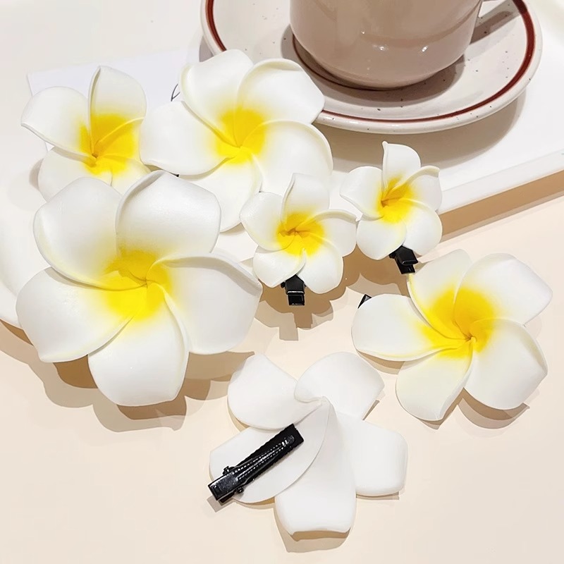 Coreano dulce perla huevo flor de pelo de vacaciones de flores de vacaciones de playa pinzas de cabello de flores