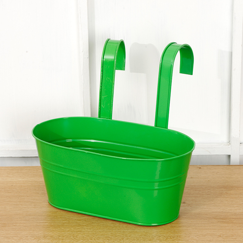 Selección estricta de hierro fundido colgando balcón barril de hierro colgando balcón colgando barril de metal