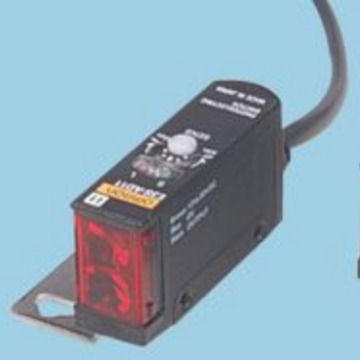 供应OMRON/欧姆龙各式光控开关 孔反射 E3S-AR36