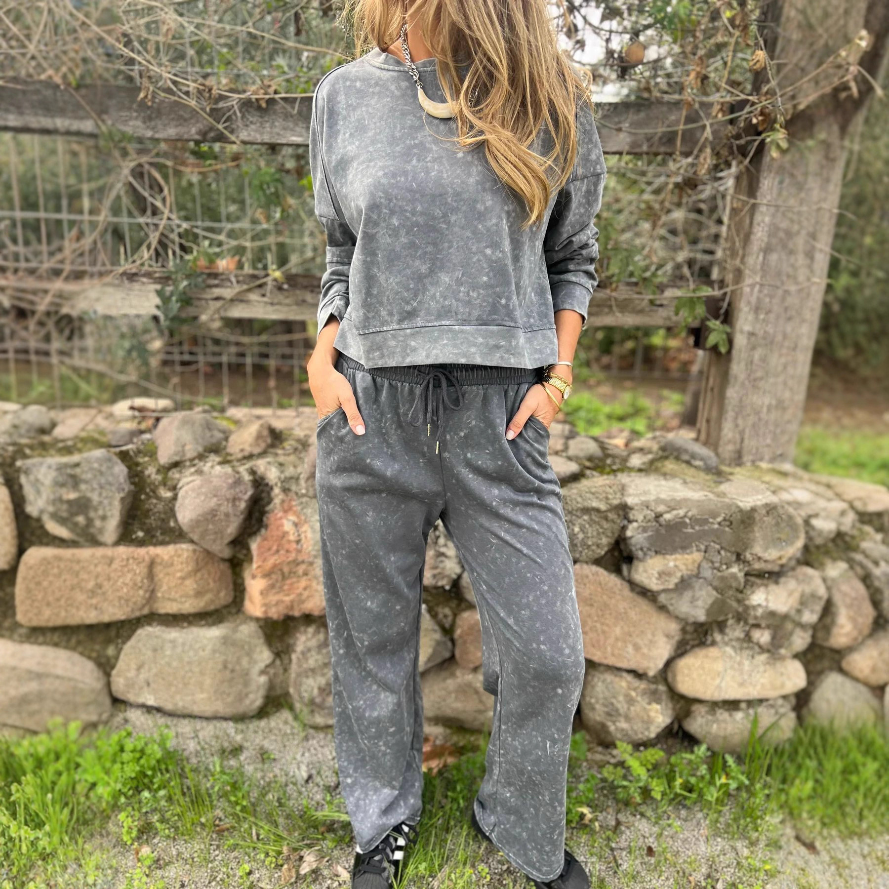2025 European And American Cross-Border Hot-Selling New Autumn Winter Women's Casual Versatile Lace-Up Round Neck Long_ecoleips.com