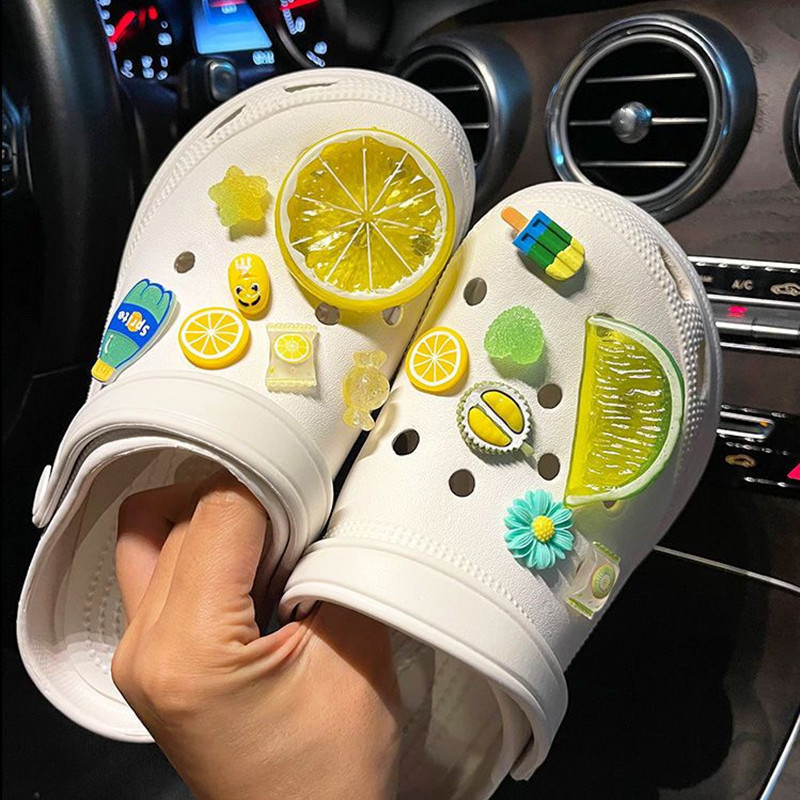 Summer New Green Orange Lemon 3D Fruit DIY Hole Shoes Decorative Shoe Buckle Small Fresh Accessories Detachable Shoe Buckle