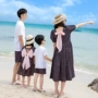 四口新款海边沙滩连衣裙