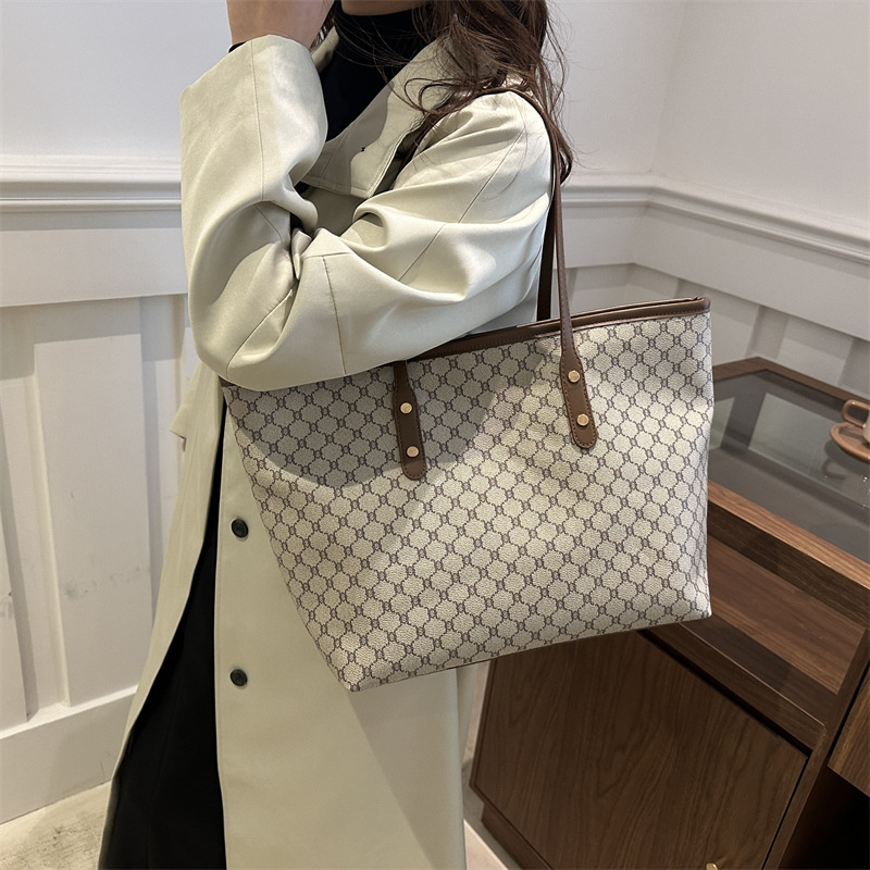 Invierno textura versátil bolso de mano mujer 2024 nueva moda en línea para trabajar bolso de hombro de mujer gran capacidad bolsa de mano