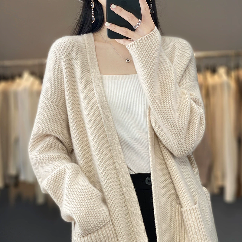 Усложненный шерстяной кардиган oversize с V-образным вырезом, свитер-кардиган из кашемира, коллекция 2023 года, размеры M–XL