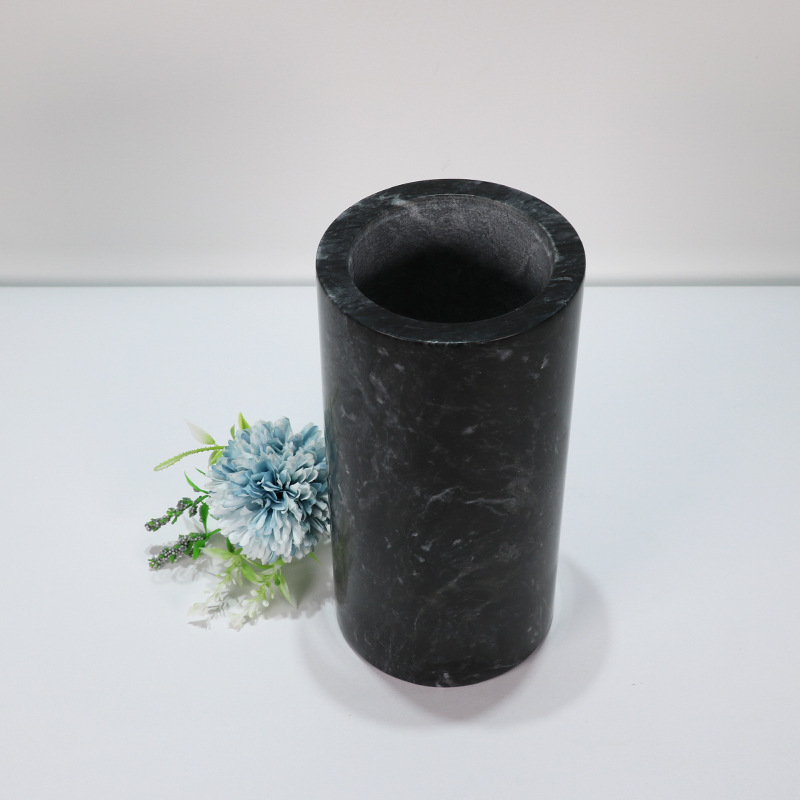 ���Ƽ�Լ����ʯ�����ڼ���װ�߼��л�ƿ���巿�Ƶ���Ʒ�ڼ�