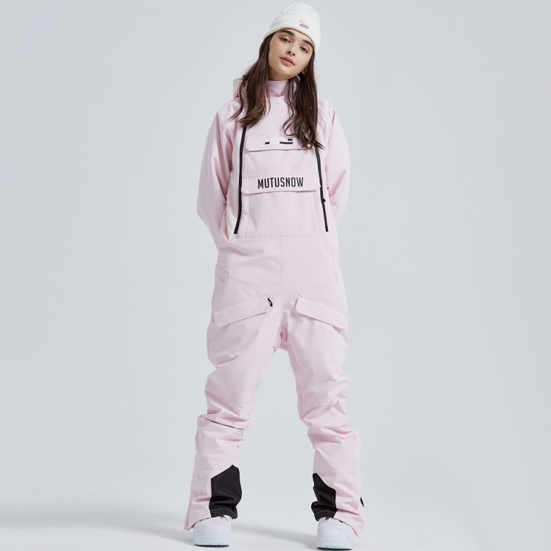Pink (the same model of men and women)