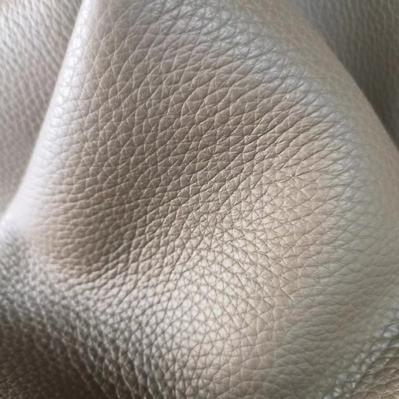 真皮柔软头层荔枝牛皮 厂家现货整张牛皮革1.4mm箱包皮具头层牛皮