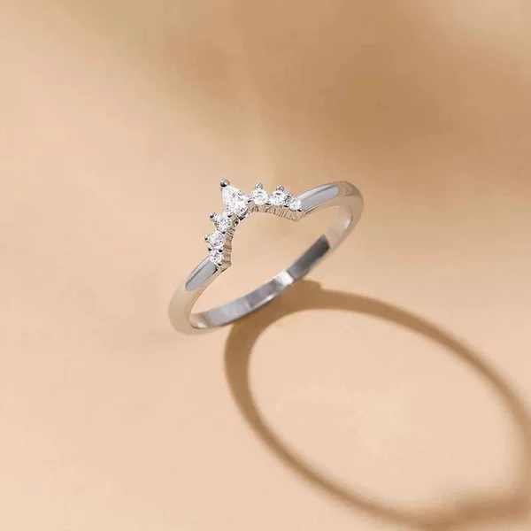 Cross-border selling S925 sterling silver European and American fashion crown diamond ring Joker zircon ring factory direct sales