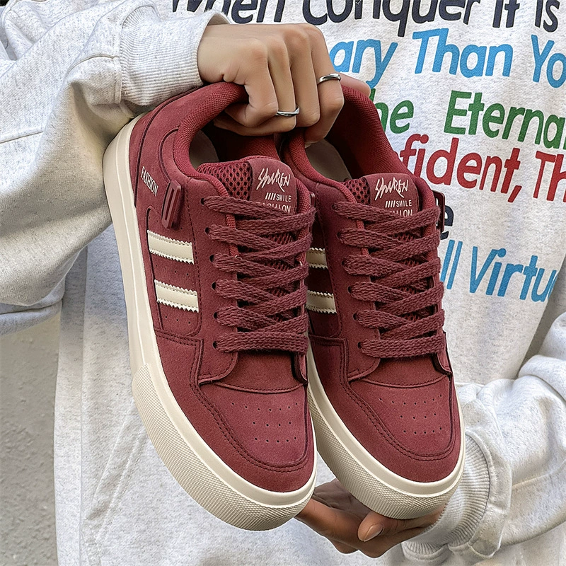 Нишевые туфли мужские 2024 новый винно-красный дышащий тренд черные мужские туфли повседневные спортивные хлебные туфли