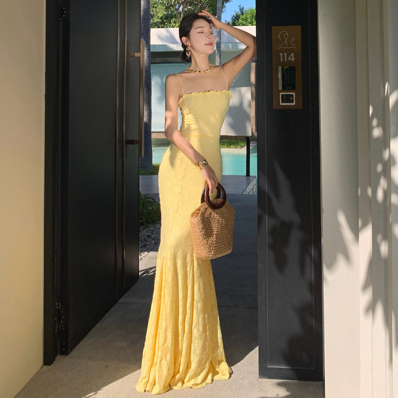 2025 Elegant Waist Evening Dress Sling dress Vacation Atmosphere High-grade Sanya Travel Vacation Long Dress