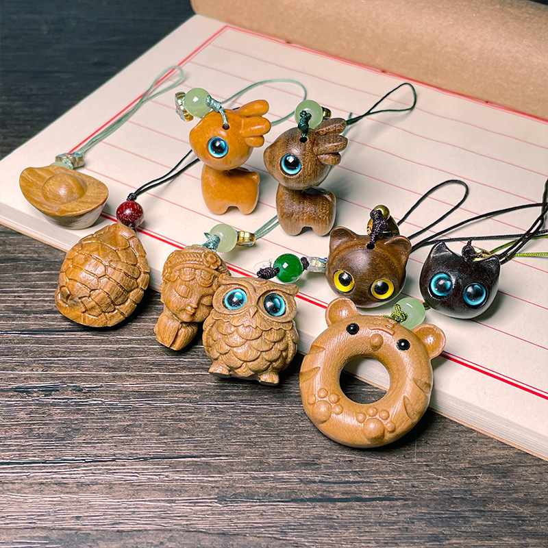 可爱动物吊坠DIY钥匙扣手机链书包挂件夜光饰品挂饰紫檀檀香木