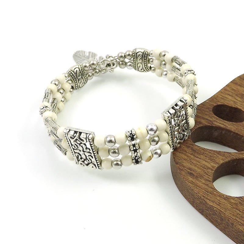K898 white