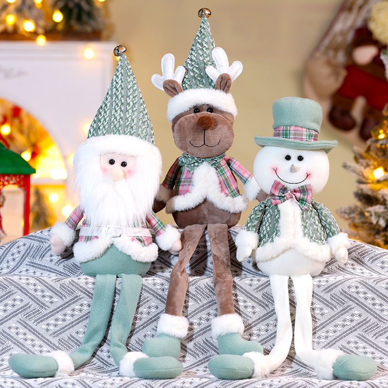 新款圣诞节装饰品圣诞绿色吊腿坐姿公仔老人雪人麋鹿桌面摆件