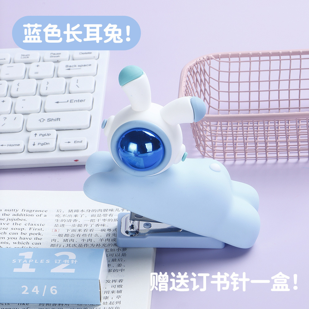 Grapadora de dibujos animados encantadora creativa portátil 24 / 6 grapadora conjunto de estudiantes mini agrupador al por mayor
