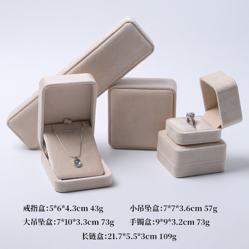 Fabricantes de terciopelo caja de joyería caja de anillo collar pendientes de esquina redondeada caja de embalaje de joyería pulseras caja de pulseras al por mayor