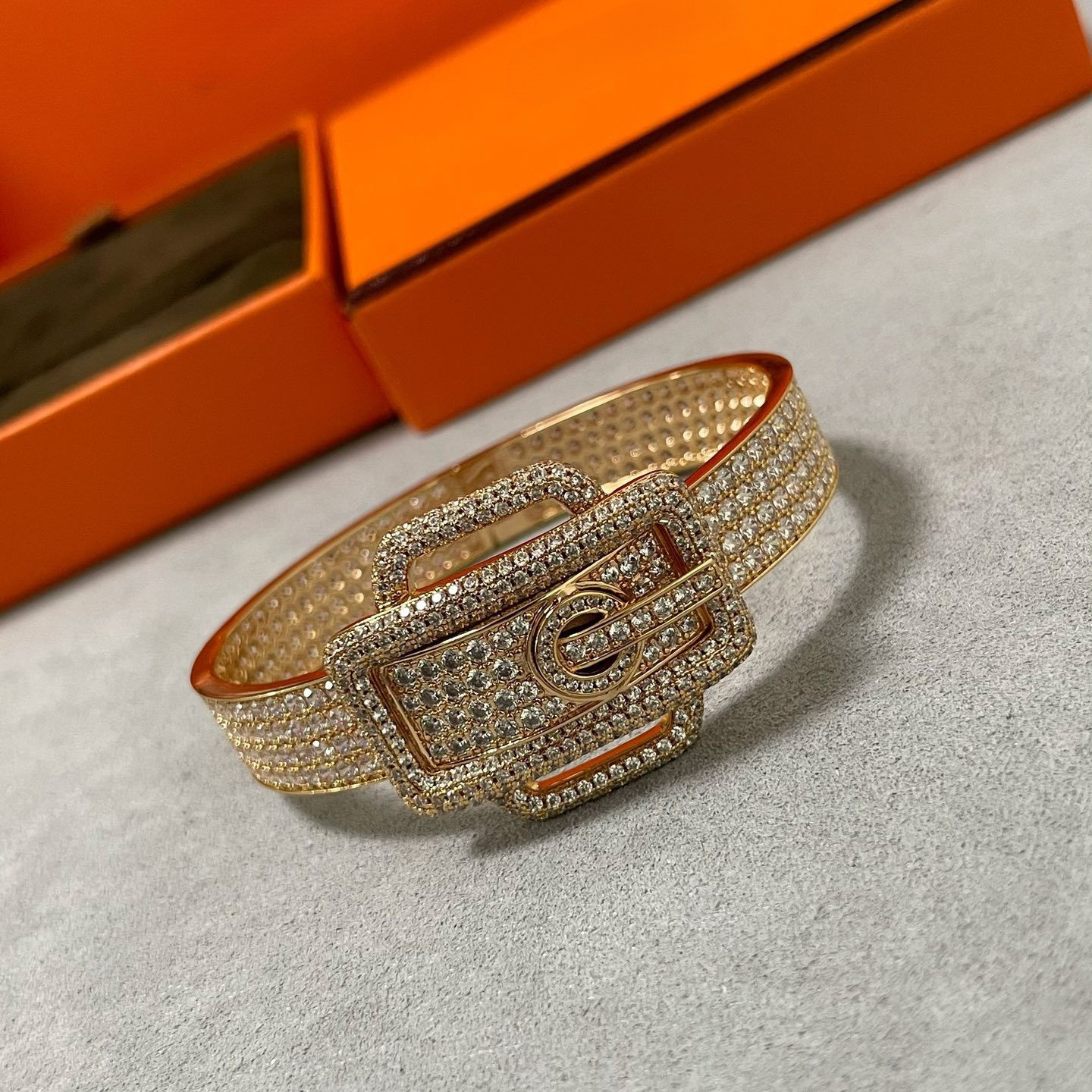 H家v金重工艺皮带满钻扣手镯手链高级精工版锆石手镯欧美