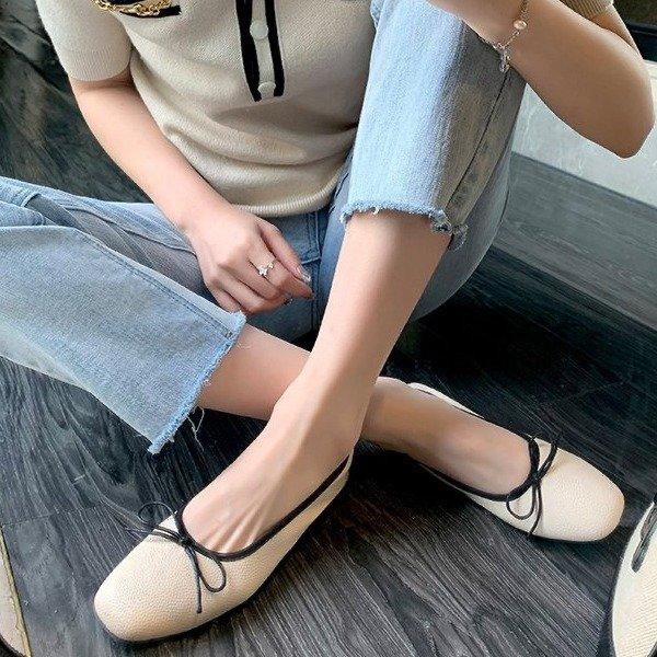 Retro estilo francés con suela gruesa y superficial zapatos de una sola mujer 2026 nueva primavera pequeña altura con zapatos de falda mary-zhen