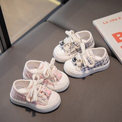 1-3-6歳の子供のキャンバス靴男の子の板靴の赤ちゃんの靴2023秋の学歩靴の通気性の女の子の布靴
