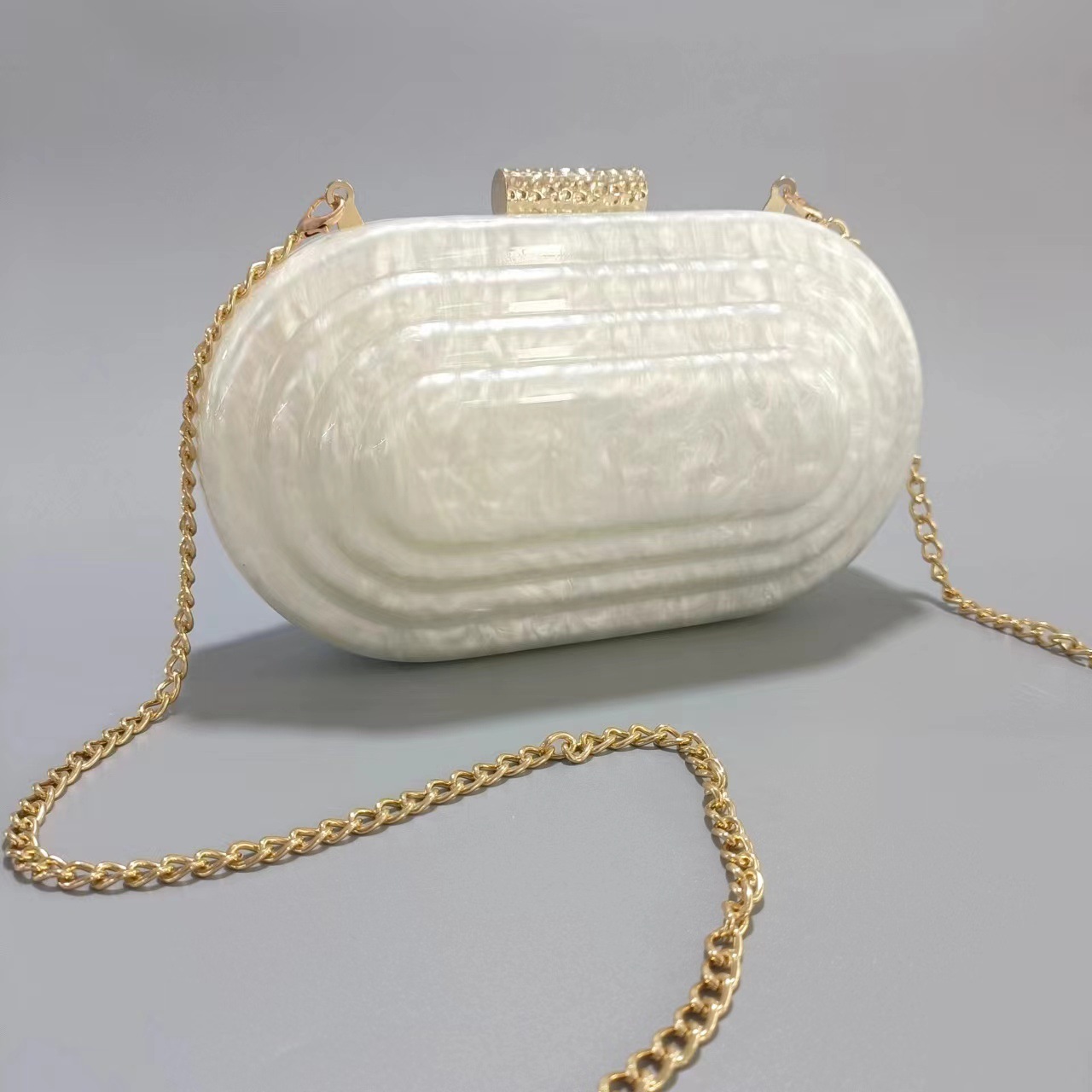 Borsa a tracolla leggera e lussuosa in acrilico da donna con tracolla a catena, pochette con stampa serpente retrò per feste serali, uso quotidiano, borsa a tracolla con catena in acrilico_voghion.com