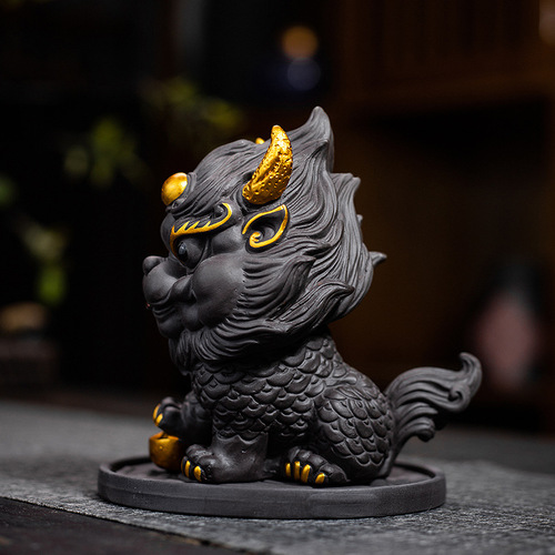 Charm-Bringing Qilin Tea Pet Figurine: Timeless Chinese Style, Trendy Design, Premium Quality—A Cultivable Desktop Decor with a Mythical Beast Theme, Perfect as a Creative Home Accessory.