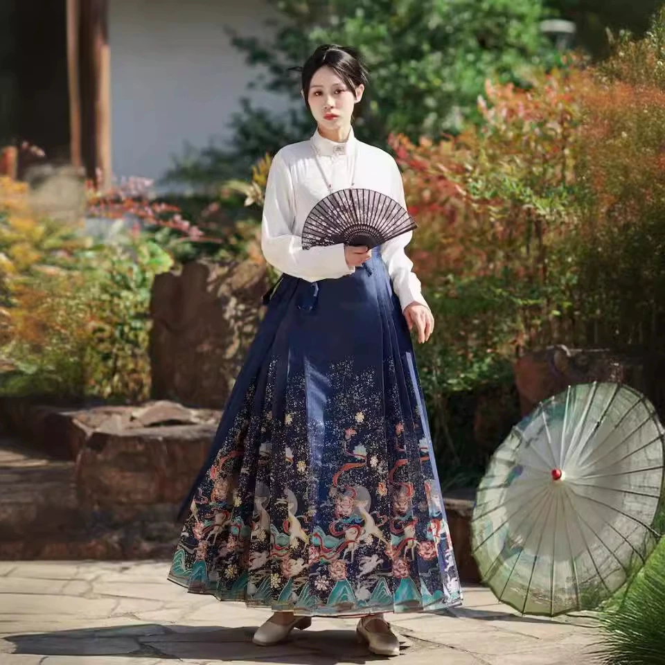 Si Yu Han одежда [Бог олень] Лошадь лицо юбка костюм-день Changming сплетенный Золотой волшебный цвет Улитка женщина 2024 Весна и лето Новый