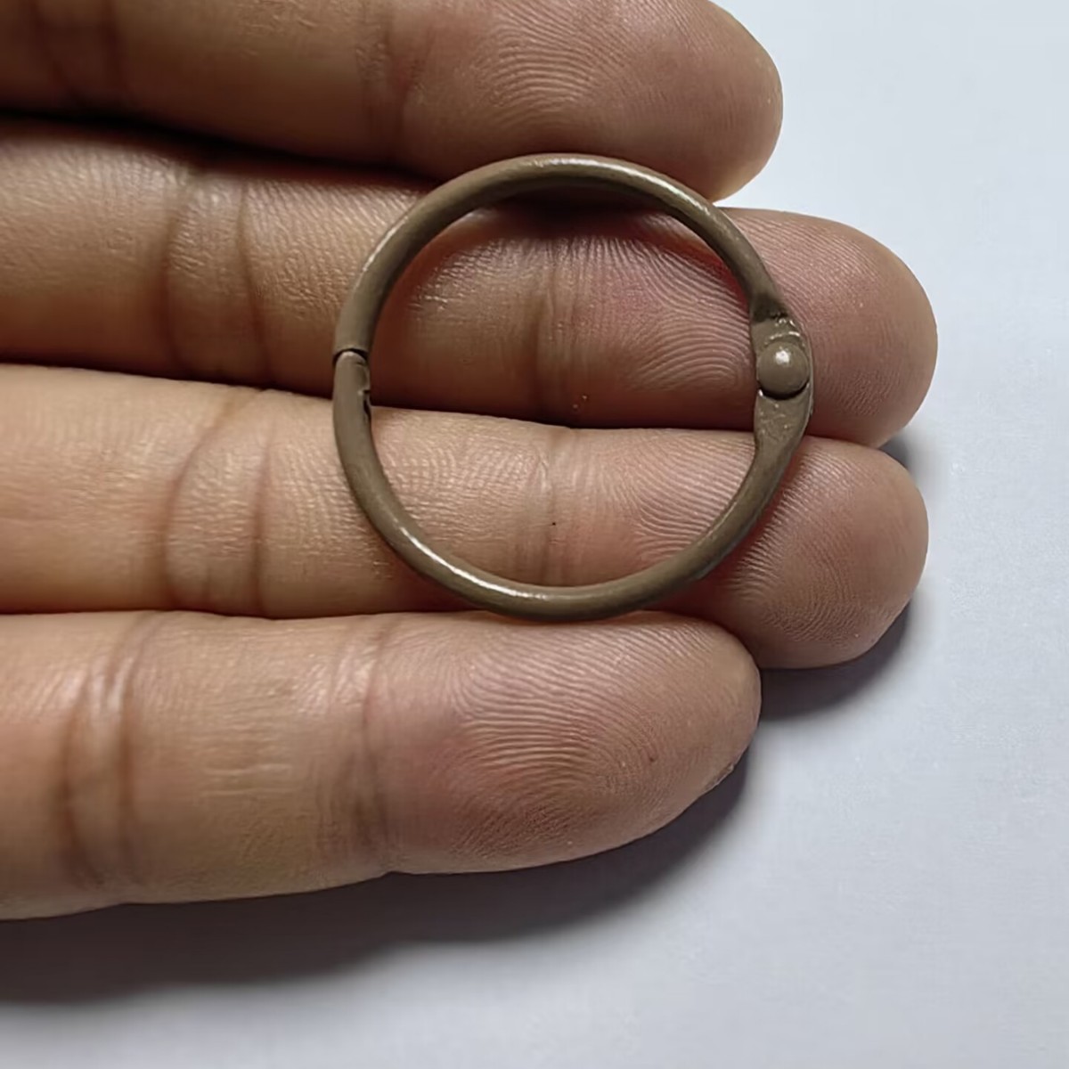 DIY accesorios de llavero 30mm hierro pintado colorido llavero redondo anillo de apertura de anillo de fijación