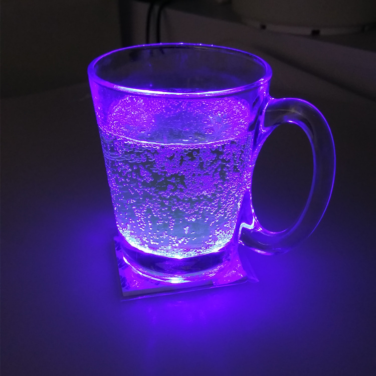 Internet celebridad ciudad coche puesto móvil tarde en la noche LED luminoso limón taza de té Fondo luz colorida botella de vino almohadilla luminosa