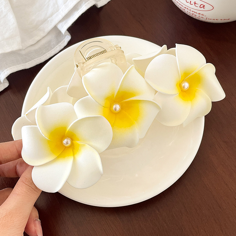 4 ¿ tres flores 15,5 cm